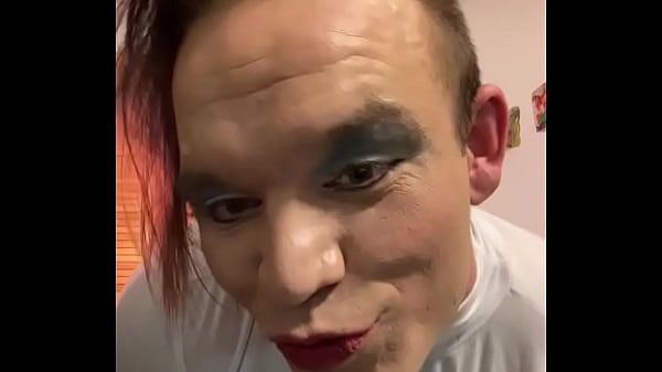 Gay Pédé David Jerks Et Cums