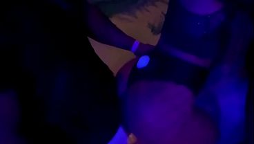 Hot milf with a big ass, has sex with a boy in the middle of the club.