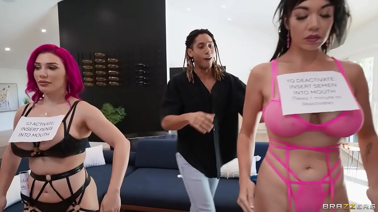 Sex Dollzz Lily Lou, Little Puck / Brazzers/ Enter XVPROMO on official site  for discount