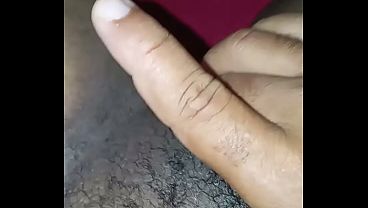 Download Video - 10 minutos de carinho na buceta da minha amiga crente