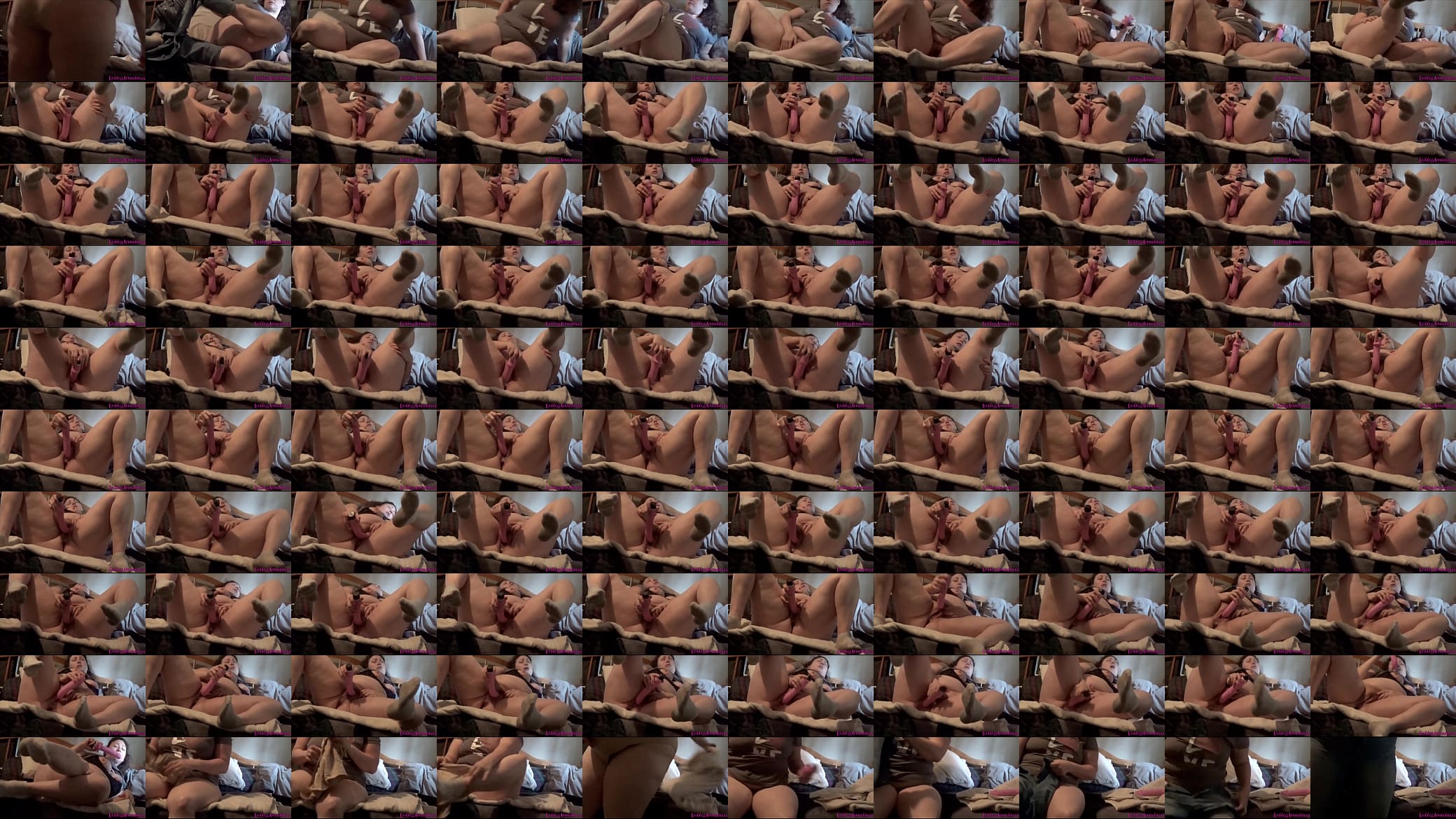 Smell My Dirty Socks While Fucking Me 预览图