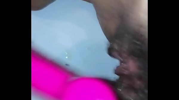 Amateur girl plays with her dildo til she squirts multiple times