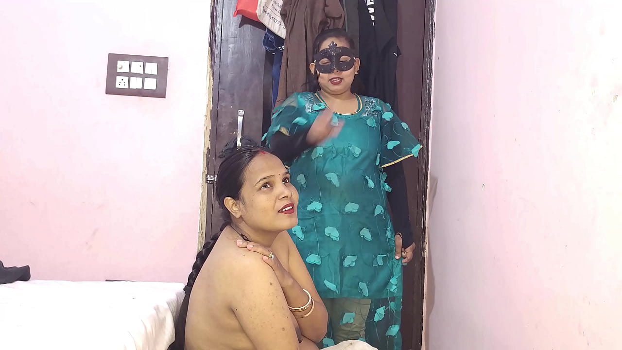 Desi stepmom fucking with teen stepson! dont know anything