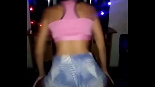 Anyiii dancing sexy