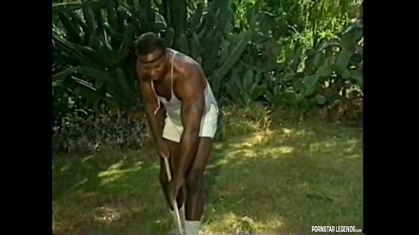 Classic Outdoor Porn With Chessie Moore Fucking a Black Stud While The Girls Watch