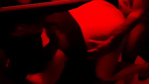 Eles Transam Com Minha Esposa Nas Cabanas