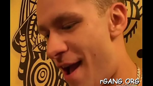 Cutie Et Garçon En Oral