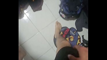 18歳の移民のが4回ファックされる