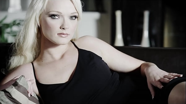 Huccio - Glamour Model Porn