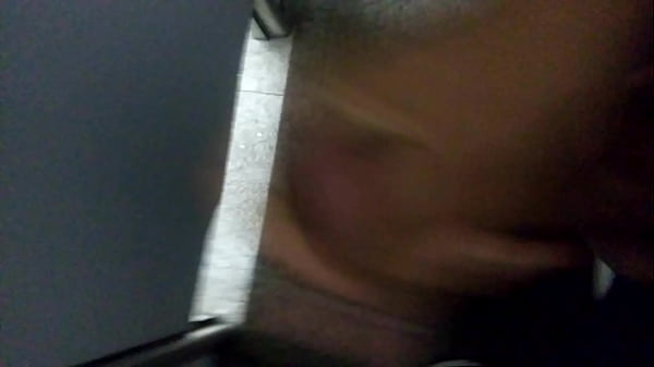 Download Video - Novinho punheta no banheiro p&uacute;blico