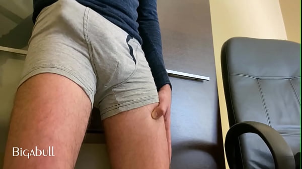 F&aacute;brica de semen en la ropa interior