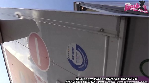 Download Video - Deutsche Schlampe auf Erotik Messe Venus abgeschleppt und mmf anal Dreier gemacht