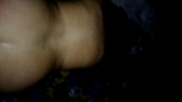 Lia Se Masturbe Chaude Et Humide