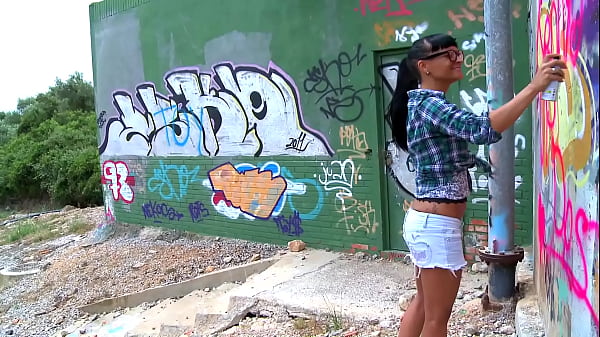 When a gorgeous young blonde step off the plane in sunny Los Angeles, nothing could have...