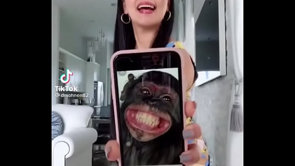Novinhas dançando