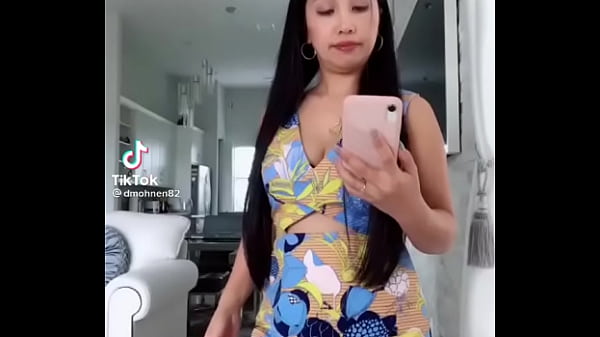 Novinhas dan&ccedil;ando