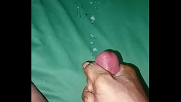 Black cock squirting plenty of milk before going to work. 74 sec
