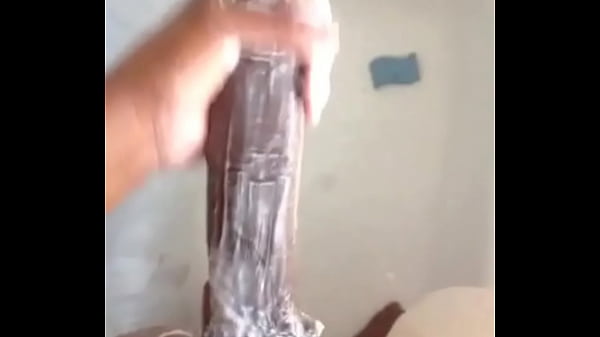 thumb taking a shower