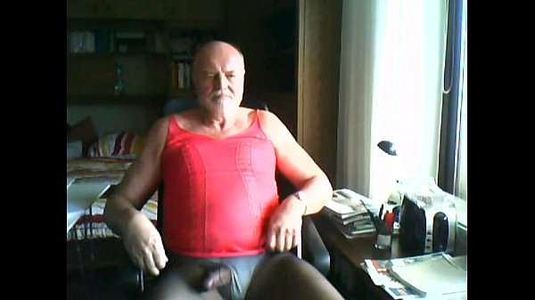 Wichsen vor der webcam