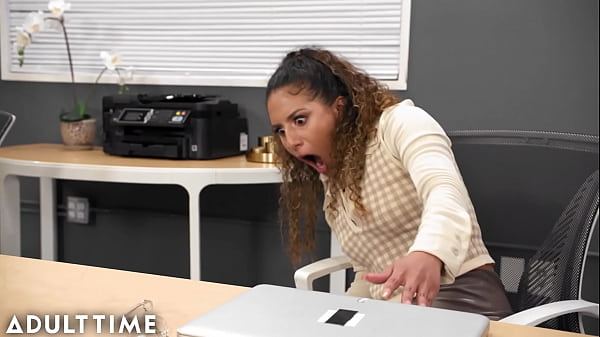 ADULT TIME - Accidental LESBIAN GANGBANG! THE HOTTEST ALL-GIRL INTERRACIAL GROUP SEX ORGY!