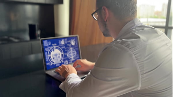 Time traveler wants to fuck her creator