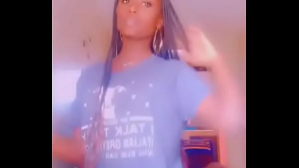 thumb she dancing