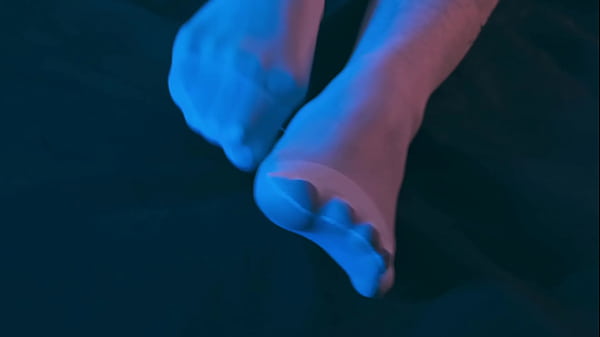 Emilly Is Here With Her Hot and Pretty Feet