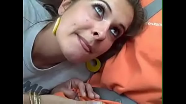 Download Video - Vadia Engoli Pica no carro