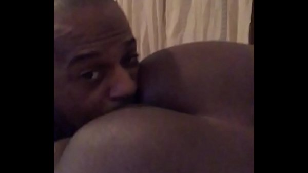 Eatin my cougar bitch pussy & ass