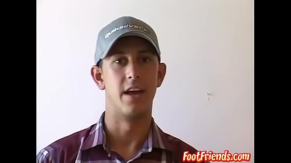 Download Video - Horny young man sucking on his gorgeous toes