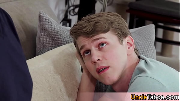 Download Video - They have a secret relationship and a free weekend Its time for a nice bareback quickie