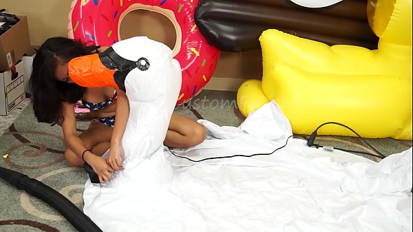 Syrena Inflates Inflatable Pool Toys