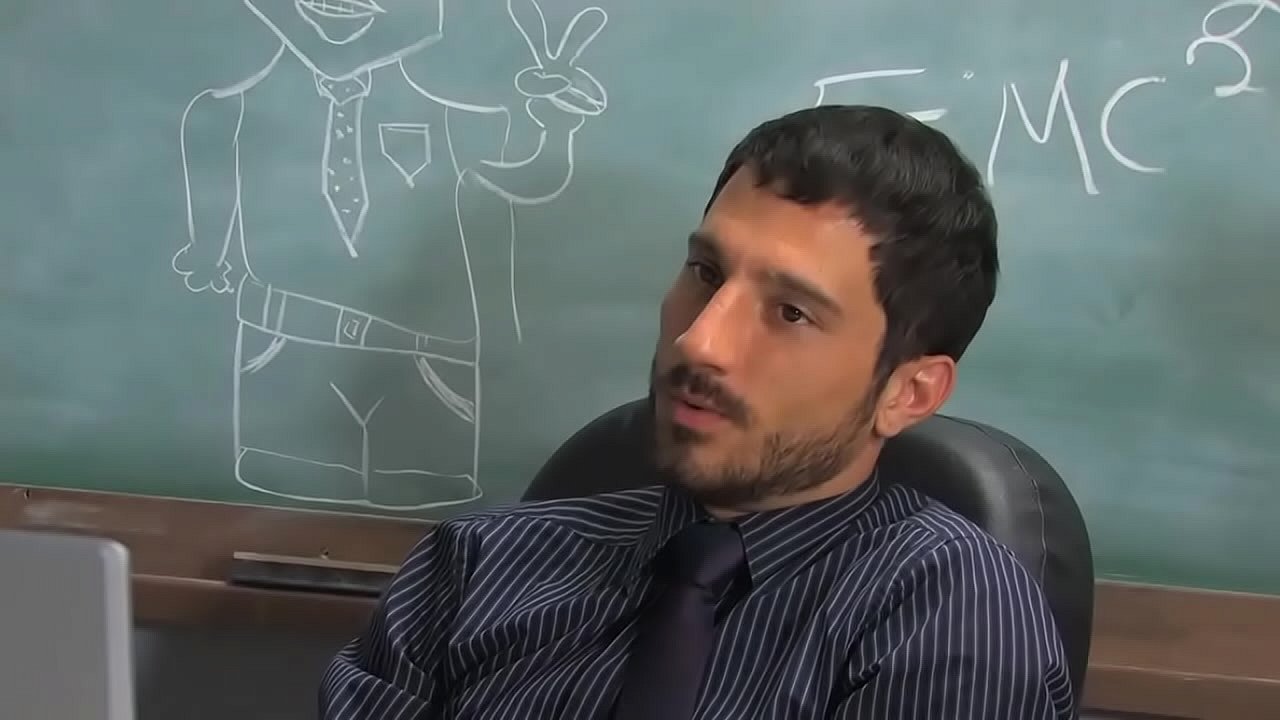 Semental profesor follando twink estudiante cachondo con lindo culo
                    anal cumshot blowjob handjob masturbation gay twink big cock big dick gay sex young men corean boypornpass jason alcok harry cox muchos negros