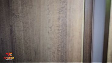 Hijastro queria sentirme en la piel.Se rompi&oacute; el cond&oacute;n y me sigui&oacute; follando.Hijastro con verga grande.