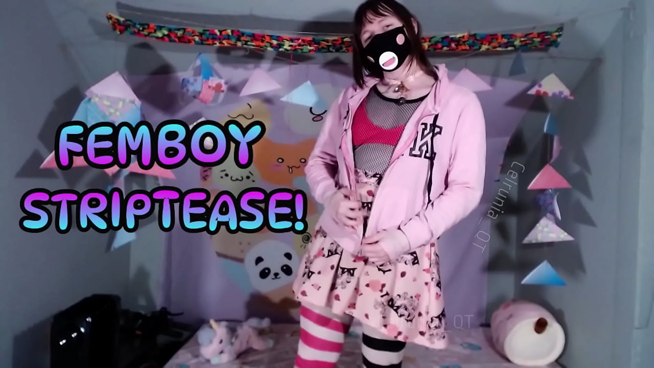 ¡Striptease FEMBOY! (Remolque)
                   bra nudity naked fishnet stripping skirt socks stripper trans striptease hung mtf seductive masked femboy hoodie thigh highs pale skin fully clothed trans woman muchos negros