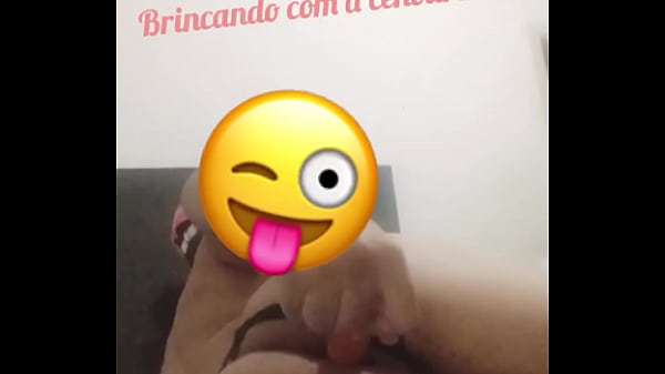 JUH BONEQUINHA HIS OWN ASS