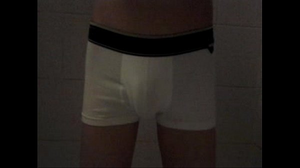 Download Video - peeing in underwear - Giovanni Glibs
