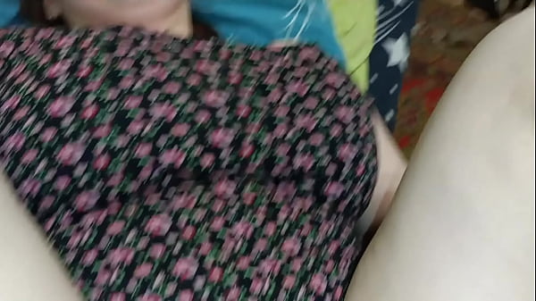 1 person view in homemade porn with a plump white ass