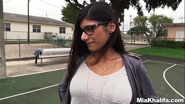 Mia Khalifa's Epic Big Black Cock Threesome (mk13769)