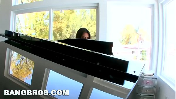 MILF Raylene Visits BangBros for Her First Creampie (btcp10132)