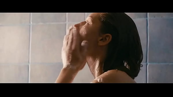 Adèle Exarchopoulos in Blue is the Warmest Color  - 2