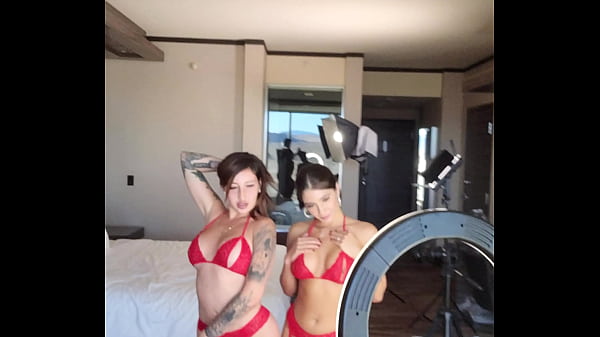 Beautiful Strippers Sharing Big Cock in Hot Threesome