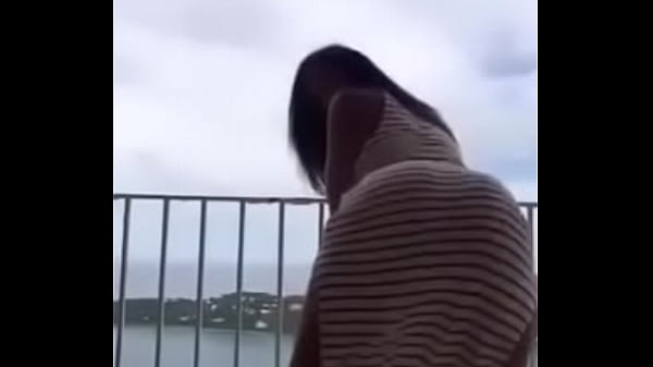 thumb dance