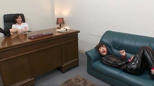 Lesbians Yu Kawakami and Asahi Mizuno have sex preview