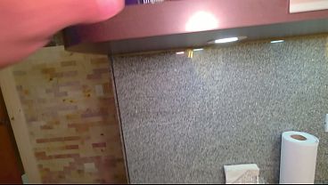 Download Video - El padrastro de mi novio me lleva a su casa con otra intencion