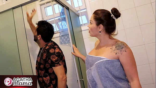 Agatha Mama - Agatha Mama in: Die geile Milf-Mieterin - Teil 1 - Geschichte - Kostenlos