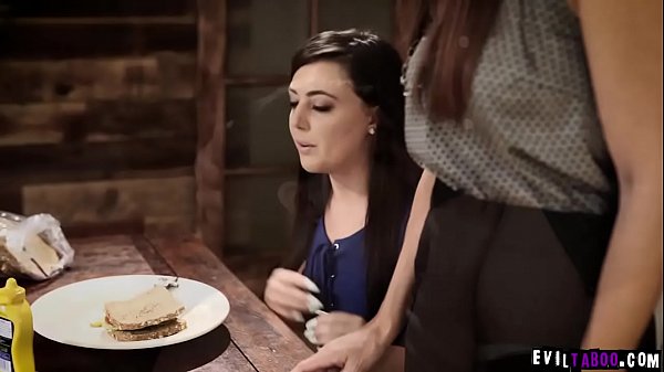 Milf and teen in an epic threesome action