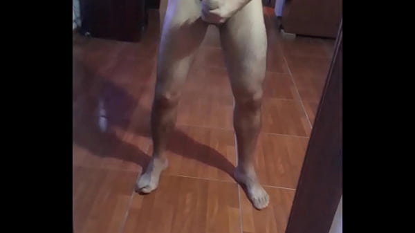 Download Video - Una paja para mi ex que queria ver como salia la leche