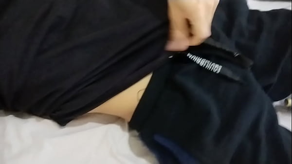 Download Video - Novinho Young boy safado de pau duro no short