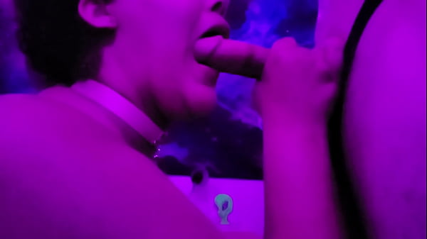 Sucer La Bite De Mon Homme